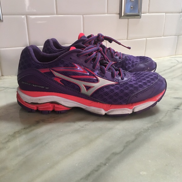 👟Like New Women’s Mizuno Wave Inspire 12. X10 Running Tennis Shoes - Picture 2 of 11